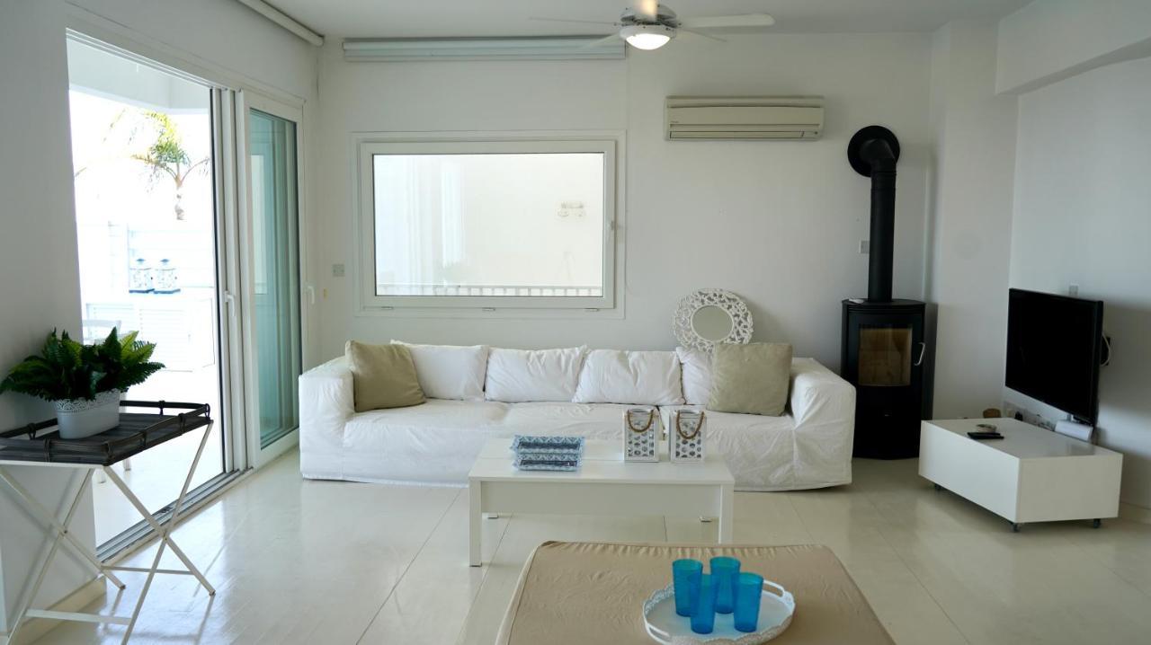 Narcissus 19 Villa Paralimni Exterior photo